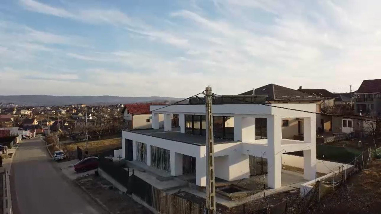 Comision 0% | Clădire de vânzare în sat Horpaz, comuna Miroslava, jud. Iași