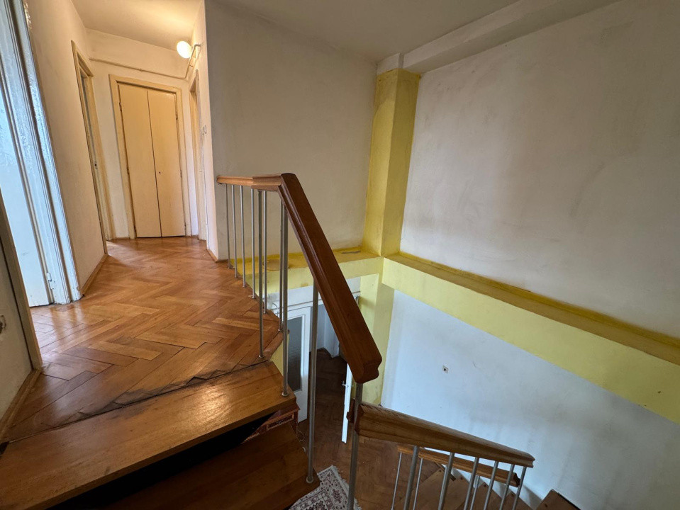 🎯 Penthouse De Vanzare , Piata Romana 