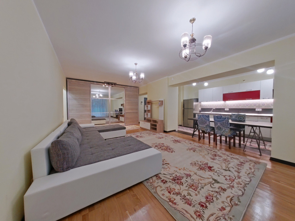 Închiriere apartament cu 2 camere mobilat și utilat în Complexul Tâmpa Gardens