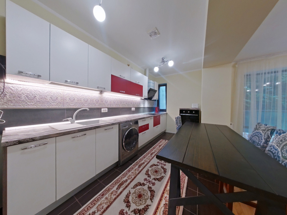 Închiriere apartament cu 2 camere mobilat și utilat în Complexul Tâmpa Gardens
