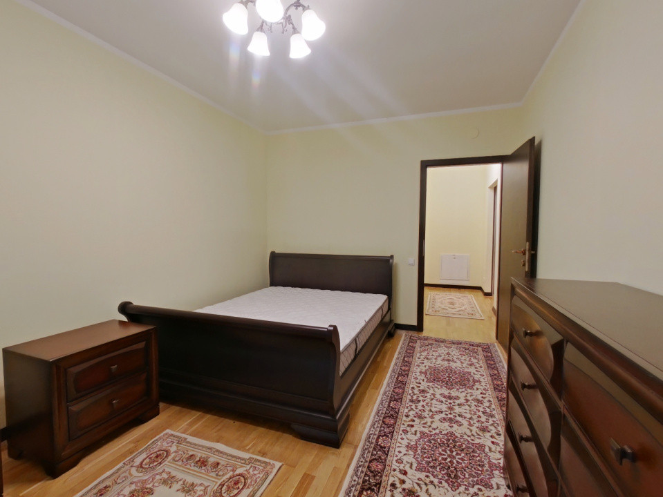 Închiriere apartament cu 2 camere mobilat și utilat în Complexul Tâmpa Gardens