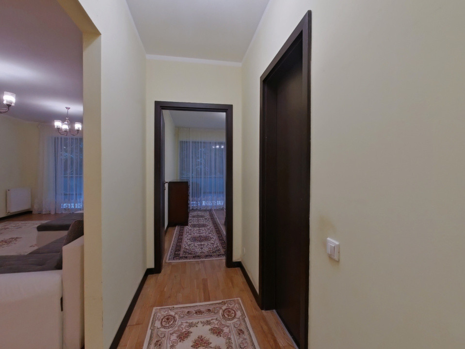 Închiriere apartament cu 2 camere mobilat și utilat în Complexul Tâmpa Gardens