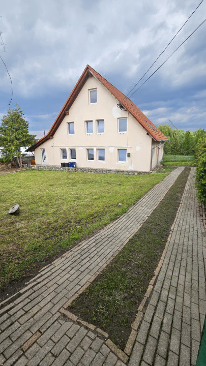 Spațiu comercial de închiriat – 128 mp utili | Cisnădie, zonă industrială 