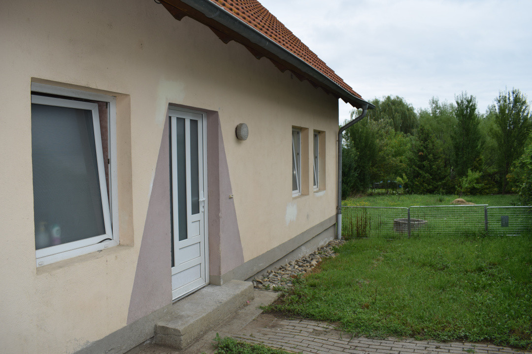 Spațiu comercial de închiriat – 128 mp utili | Cisnădie, zonă industrială 