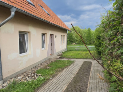 Spațiu comercial de închiriat – 128 mp utili | Cisnădie, zonă industrială 