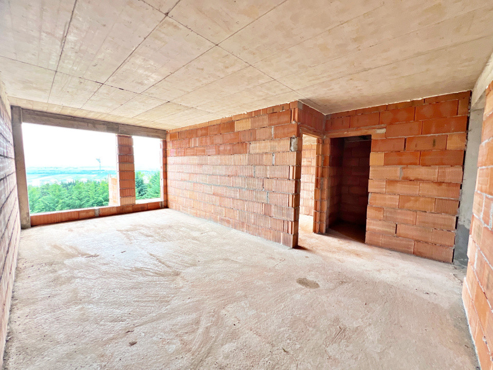 Apartament 3 camere, două băi, terasă mare-Natura la tine acasă! Cristian-SiBiU