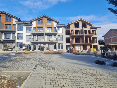 Apartament 3 camere, două băi, terasă mare-Natura la tine acasă! Cristian-SiBiU