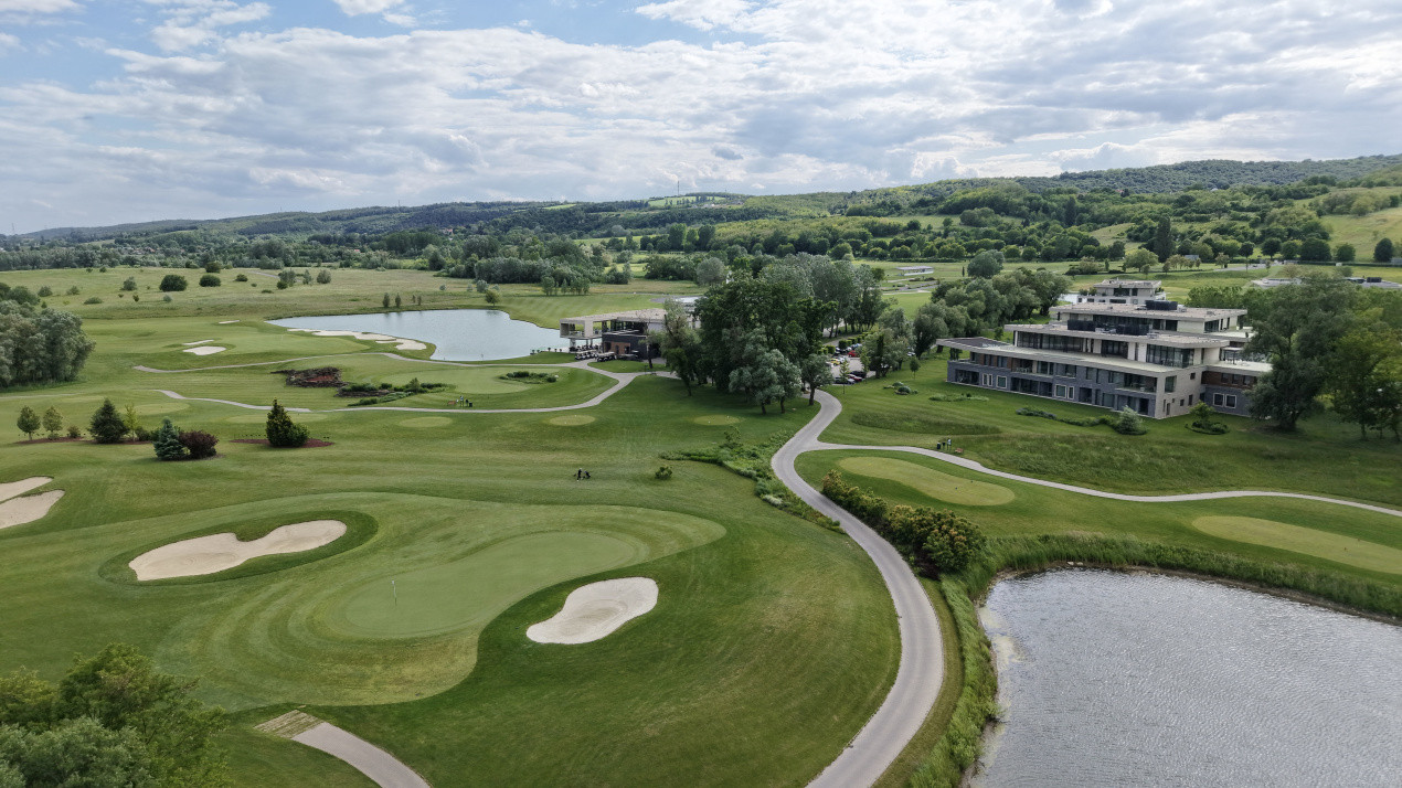 ZALA SPRINGS GOLF RESORT – Un univers dedicat rafinamentului și investiției