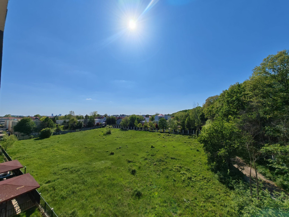 Apartament 2 camere cu 71 mp utili, vedere spre pădure și apusuri spectaculoase