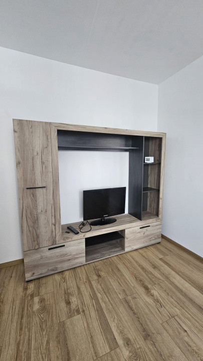 Apartament 2 camere de închiriat | etaj 1 | zona Cedonia 