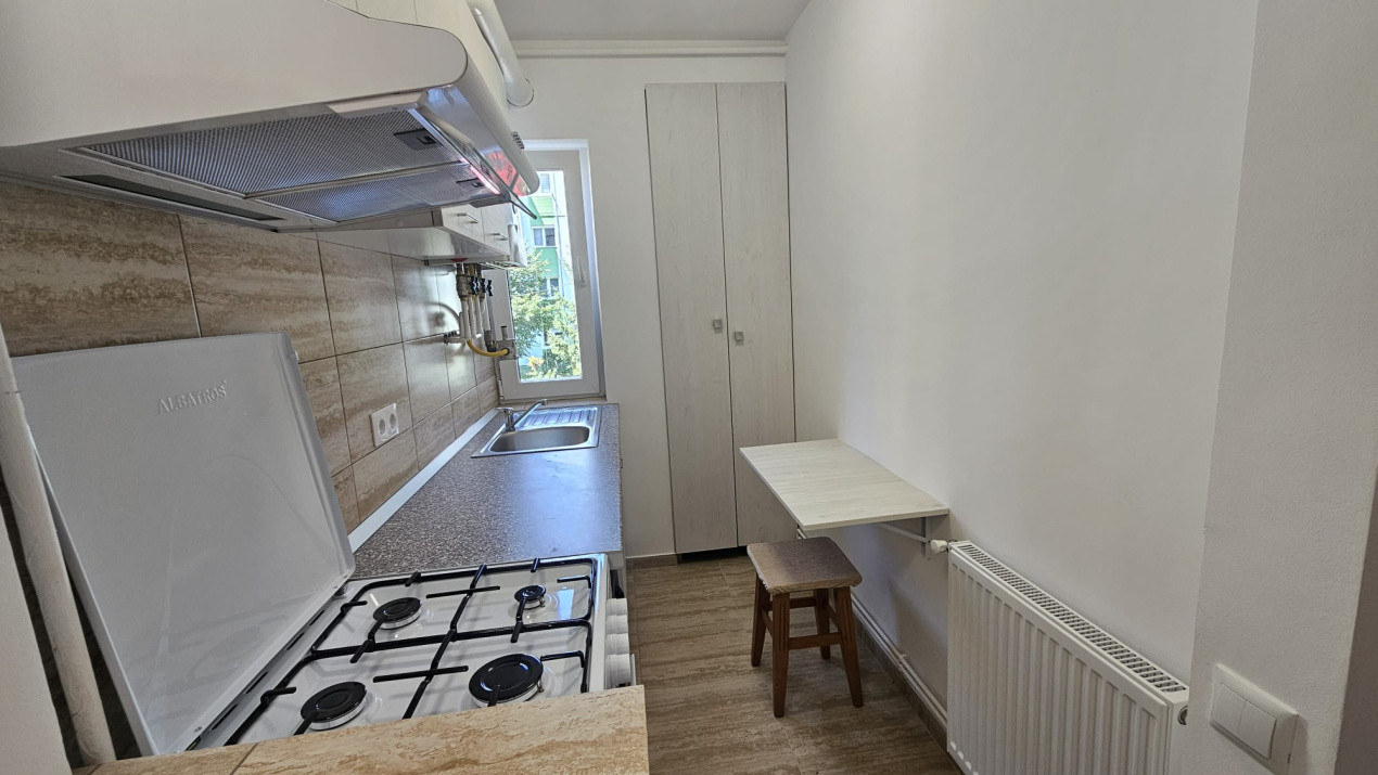 Apartament 2 camere de închiriat | etaj 1 | zona Cedonia 