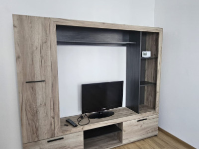 Apartament 2 camere de închiriat | etaj 1 | zona Cedonia 