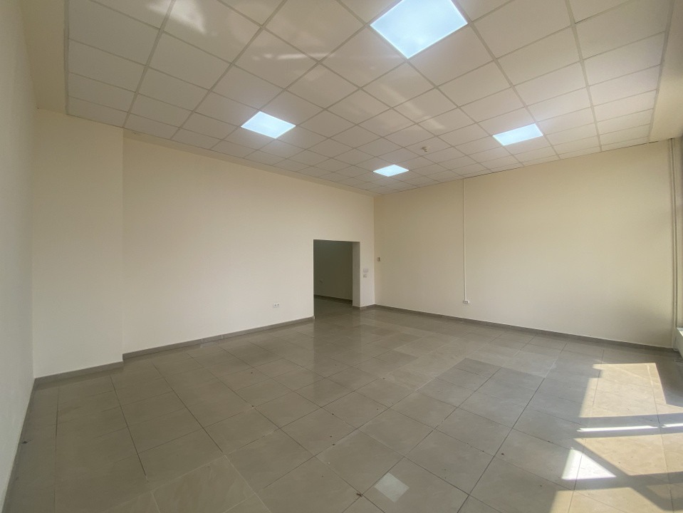 Spatiu comercial de inchiriat 132mp stradal 2 camere Turnisor Sibiu