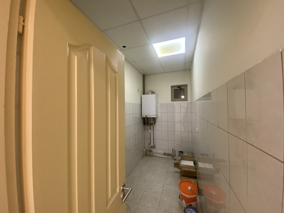 Spatiu comercial de inchiriat 132mp stradal 2 camere Turnisor Sibiu