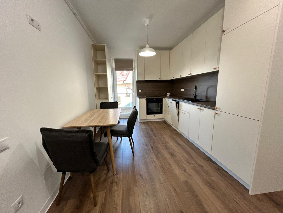 Apartament de închiriat – 2 camere, mobilat modern, în bloc nou cu garaj subtera