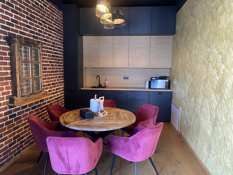 Spatii birouri de inchiriat coworking utilitati incluse Arhitectilor
