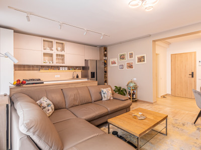 Vânzare apartament cu 3 camere, decomandat - Mountain View Residence