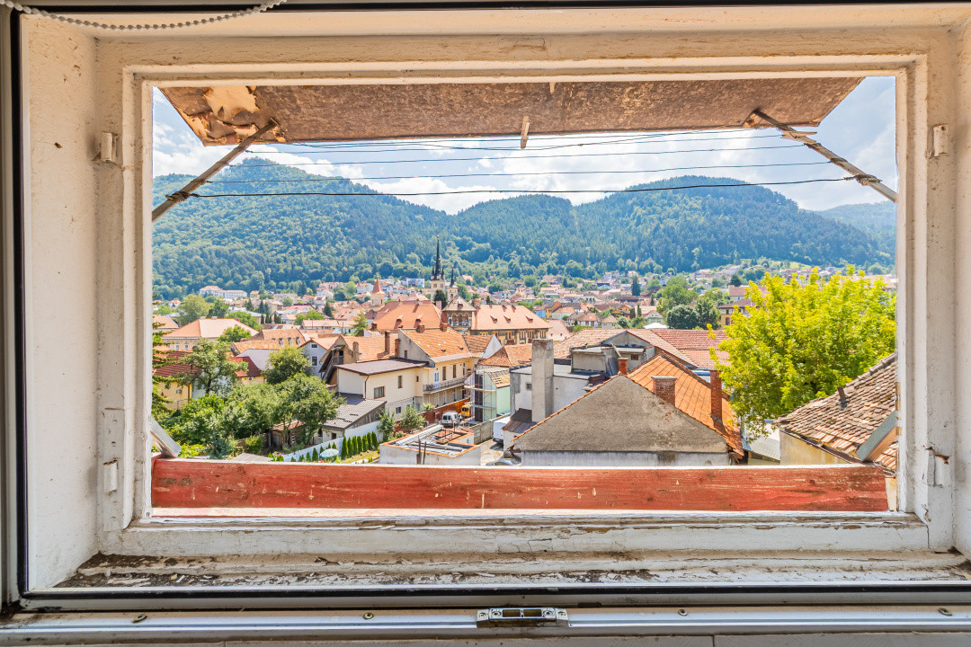 INVESTITIE - Garsoniera in Centrul Istoric - Priveliste Panoramică