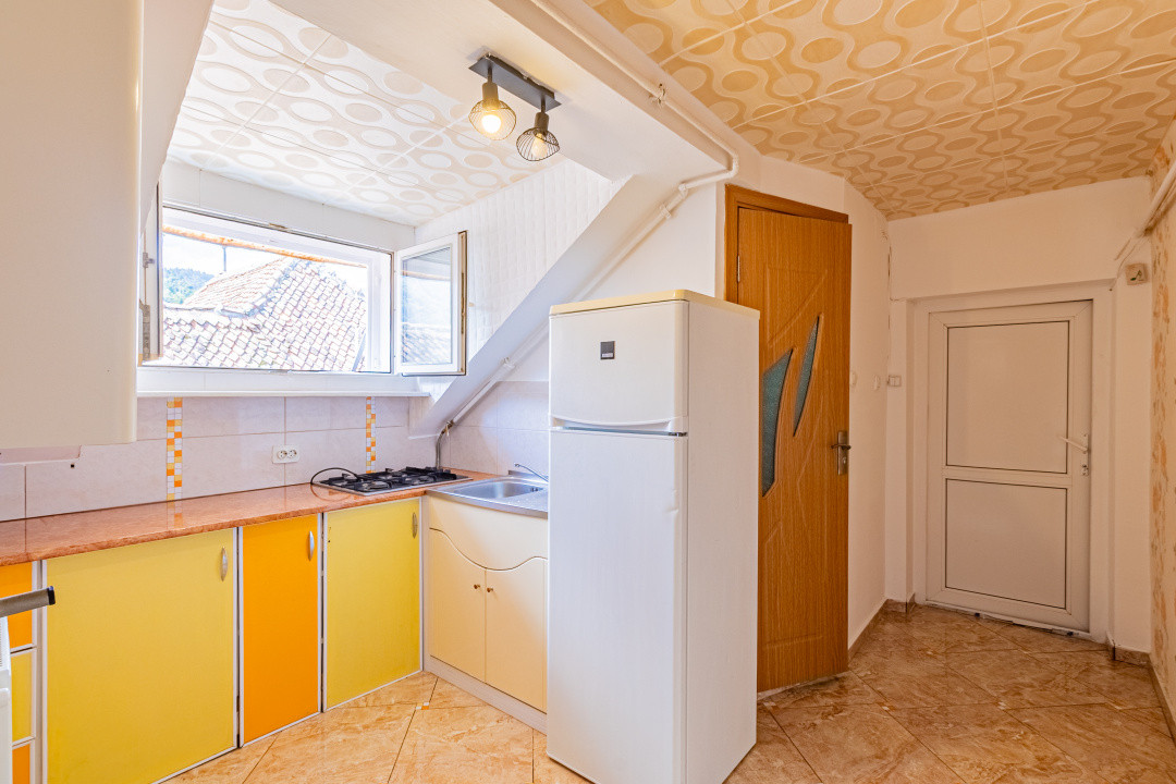 INVESTITIE - Garsoniera in Centrul Istoric - Priveliste Panoramică