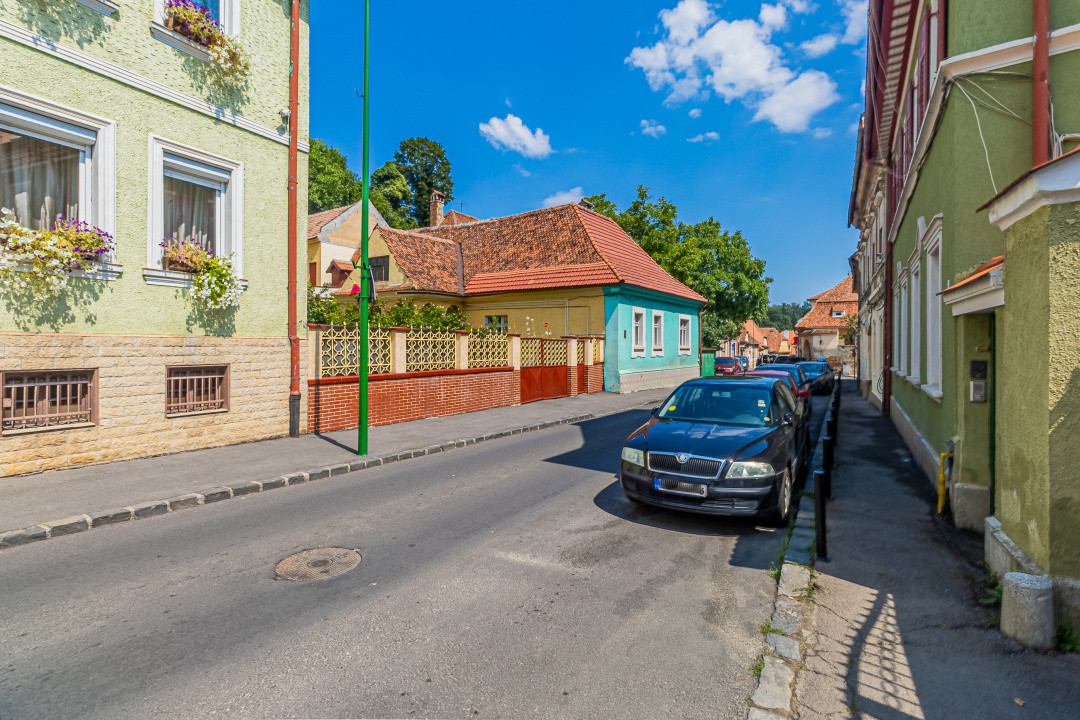 INVESTITIE - Garsoniera in Centrul Istoric - Priveliste Panoramică