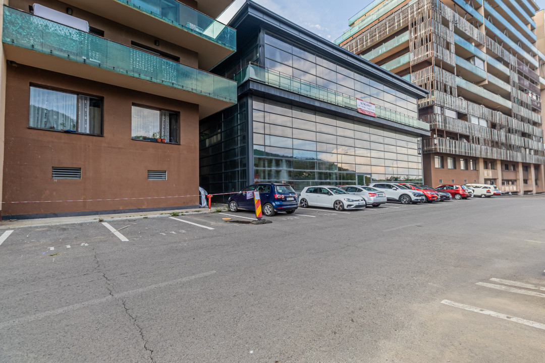 Clădire multifuncțională – ideală pentru centru medical, Răcădău, COMISION 0%