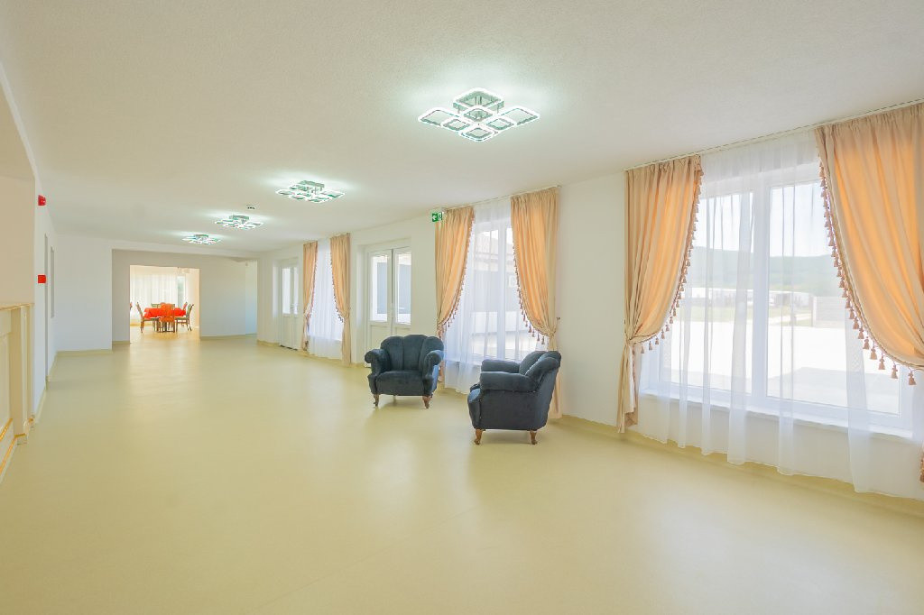 Cămin privat, Centru Rezidențial pentru Seniori la cheie, Petresti, Sebes-Alba