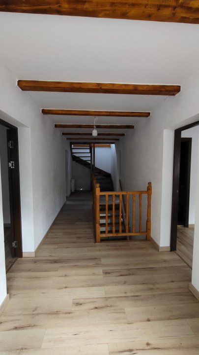  Vila de poveste din Valea Avrigului de vanzare