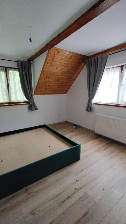 Vila de poveste din Valea Avrigului de vanzare