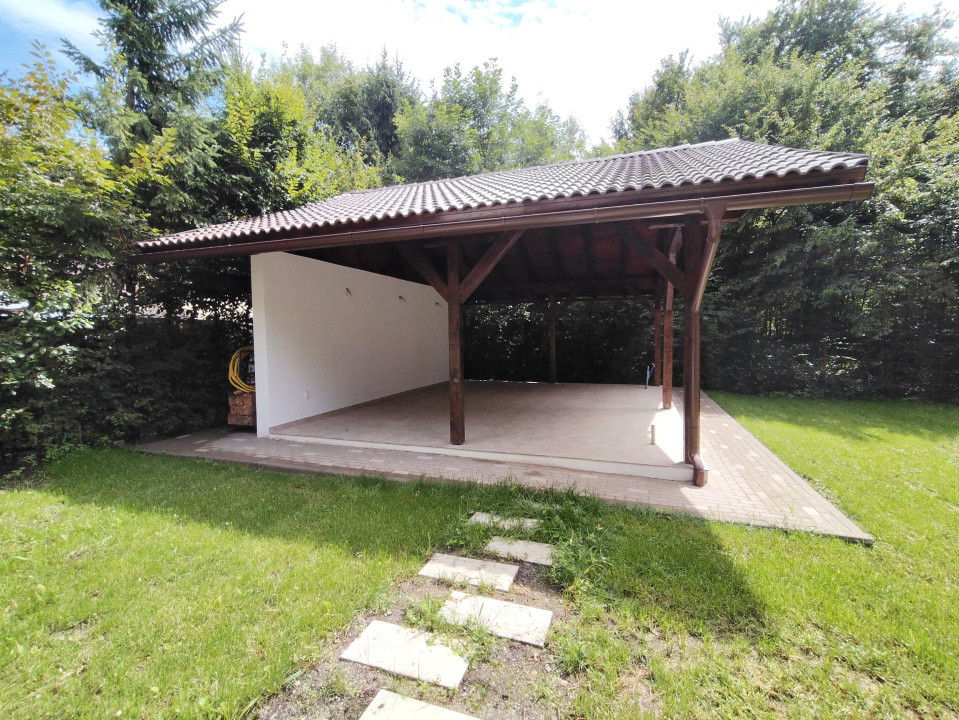  Vila de poveste din Valea Avrigului de vanzare