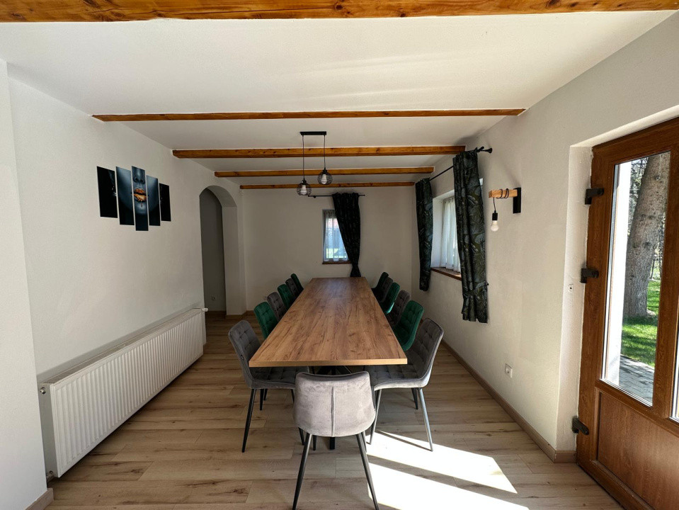  Vila de poveste din Valea Avrigului de vanzare