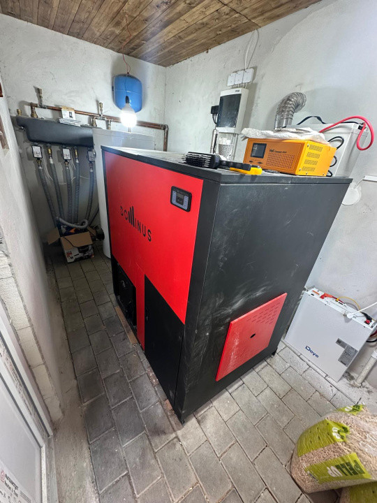  Vila de poveste din Valea Avrigului de vanzare