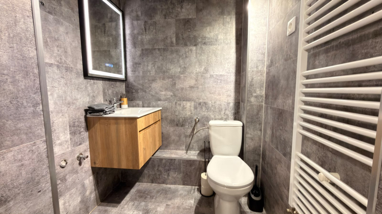  Vila de poveste din Valea Avrigului de vanzare