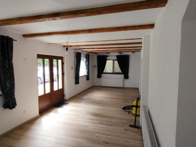  Vila de poveste din Valea Avrigului de vanzare