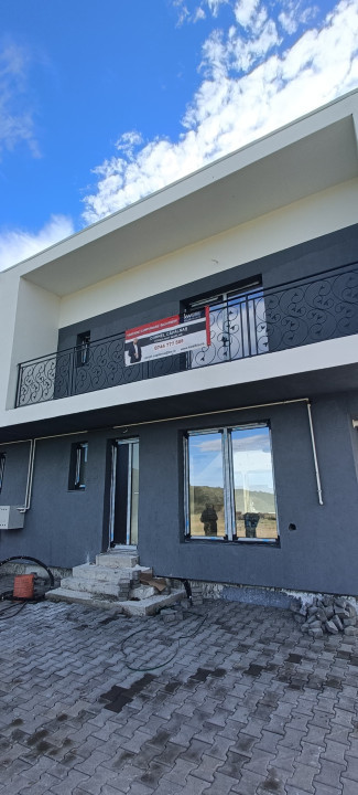 Duplex de vanzare zona Tropinii Vechi