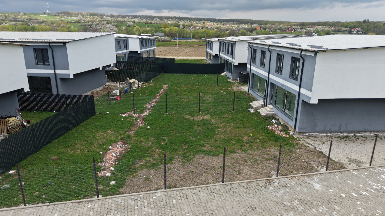 Duplex de vanzare zona Tropinii Vechi