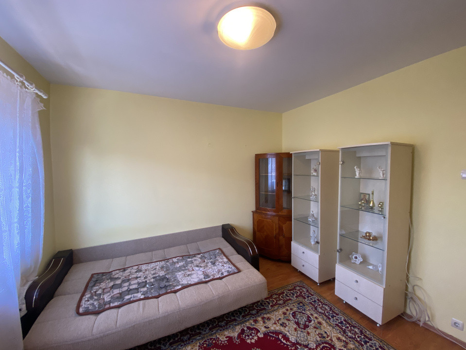 Apartament 2 camere decent de inchiriat zona Strand Sibiu