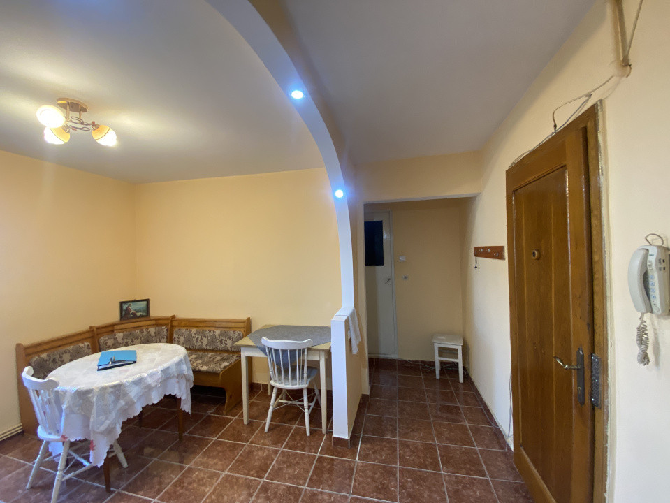 Apartament 2 camere decent de inchiriat zona Strand Sibiu