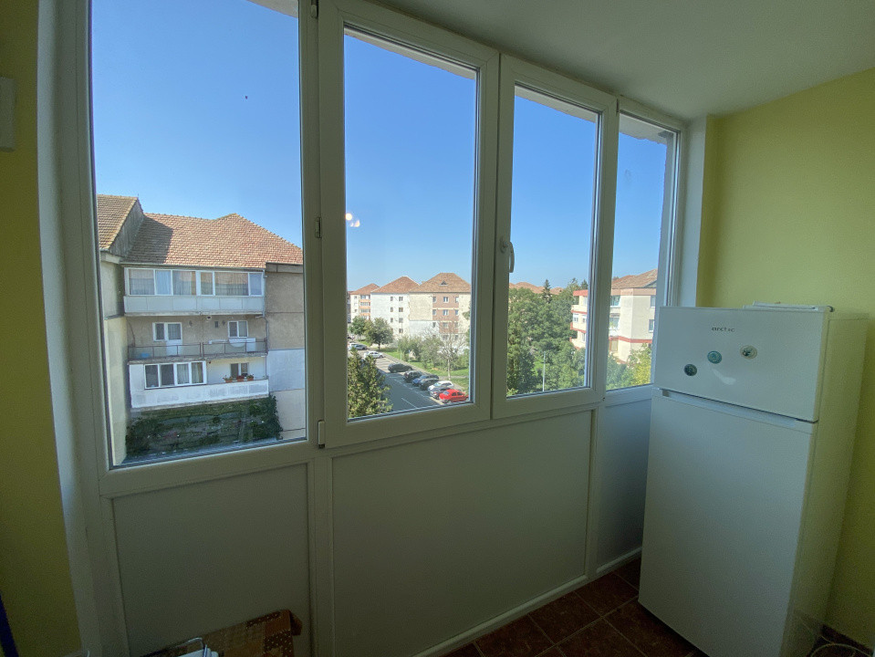 Apartament 2 camere decent de inchiriat zona Strand Sibiu