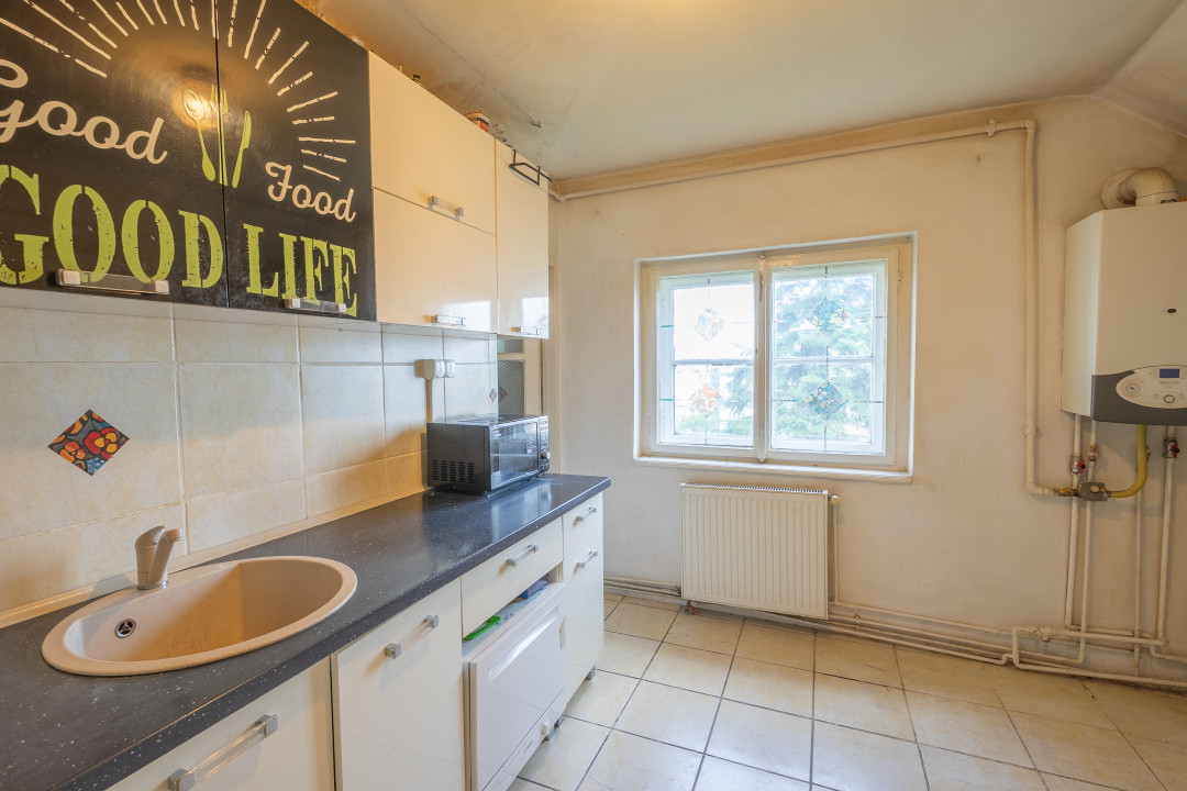 Apartament cu priveliște superbă în zonă centrală!