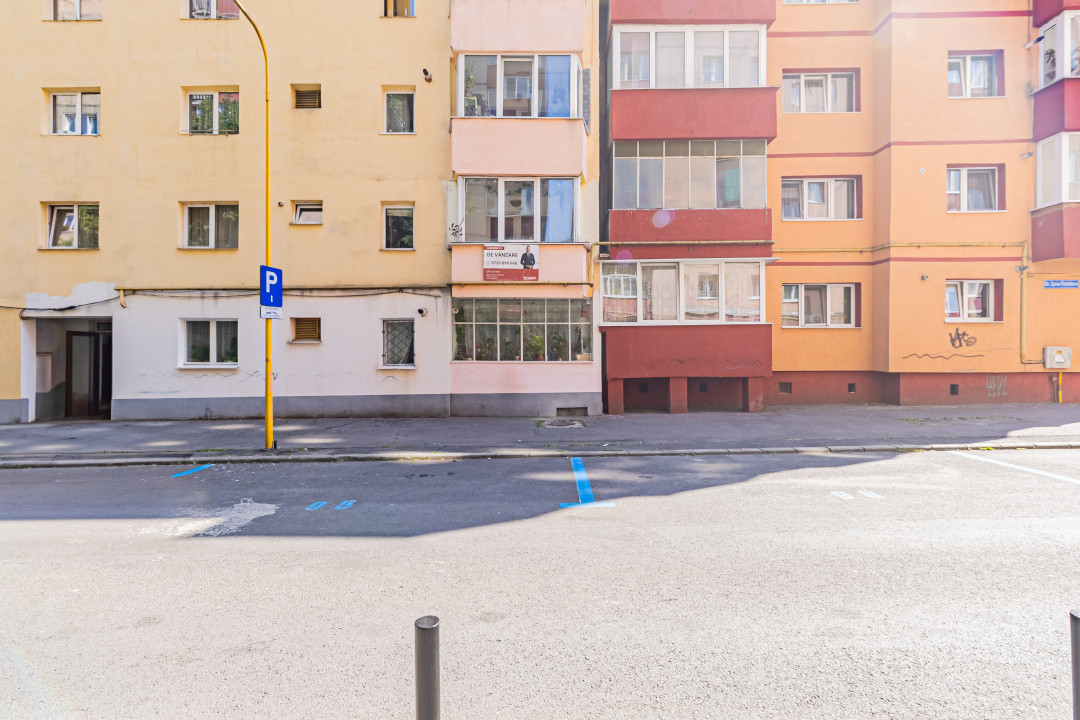 Apartament disponibil imediat, bine pozitionat, etajul 1, zona Județean.
