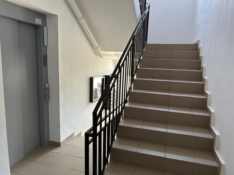 Apartament 1 Cameră Etaj 2 lift - Lângă Transport Public și Magazine, 