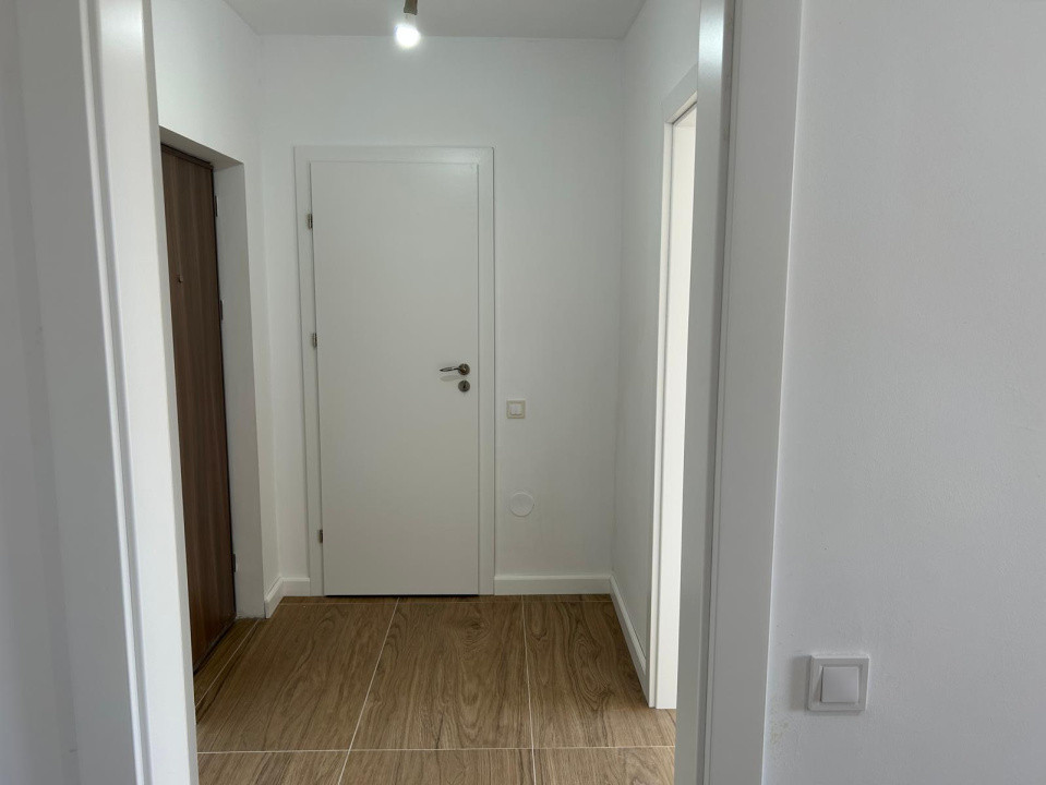 Apartament 1 Cameră Etaj 2 lift - Lângă Transport Public și Magazine, 