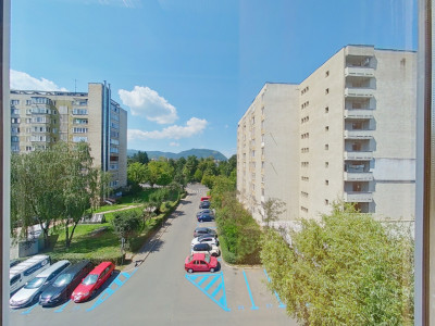 Apartament 2 camere – zona Astra, Saturn – mobilat și utilat, gata de mutat
