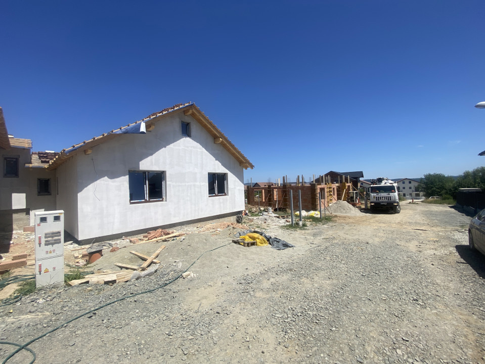 Casa vanzare 3 camere teren 325mp pe un nivel zona Arhitectilor Sibiu