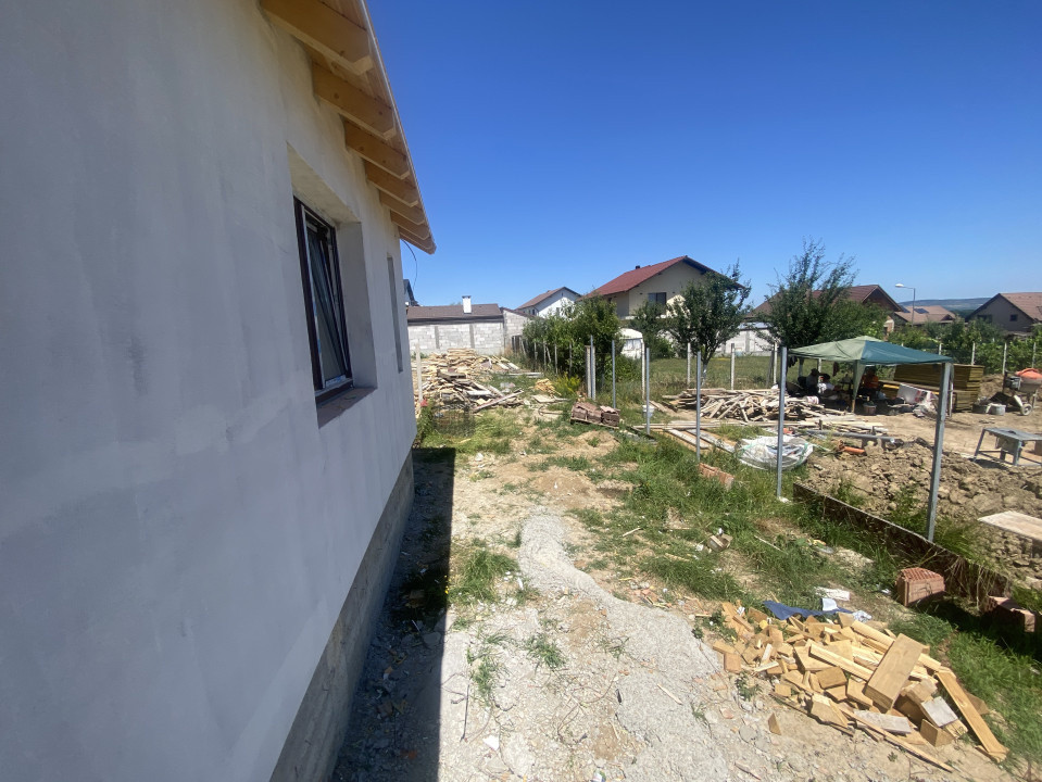 Casa vanzare 3 camere teren 325mp pe un nivel zona Arhitectilor Sibiu