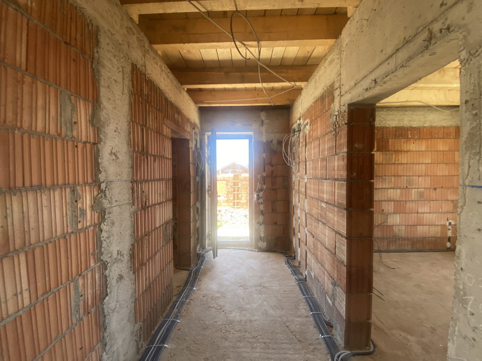 Casa vanzare 3 camere teren 325mp pe un nivel zona Arhitectilor Sibiu