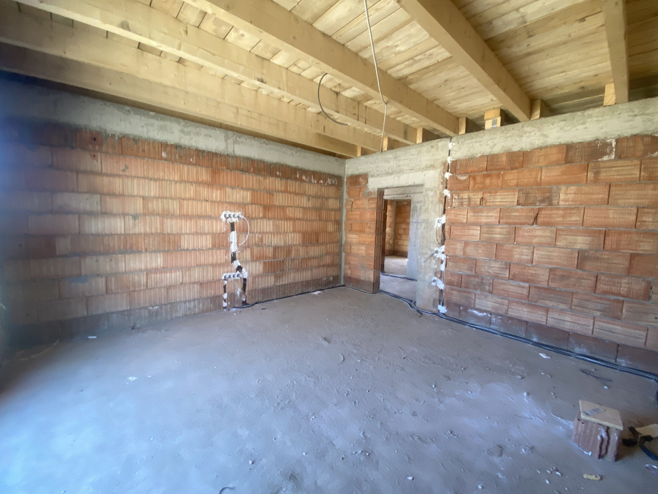 Casa vanzare 3 camere teren 325mp pe un nivel zona Arhitectilor Sibiu