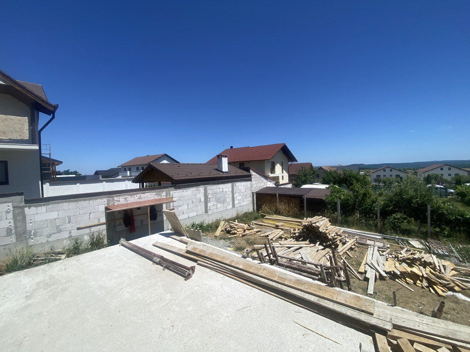 Casa vanzare 4 camere P+1E terasa teren 250mp Sibiu zona Arhitectilor