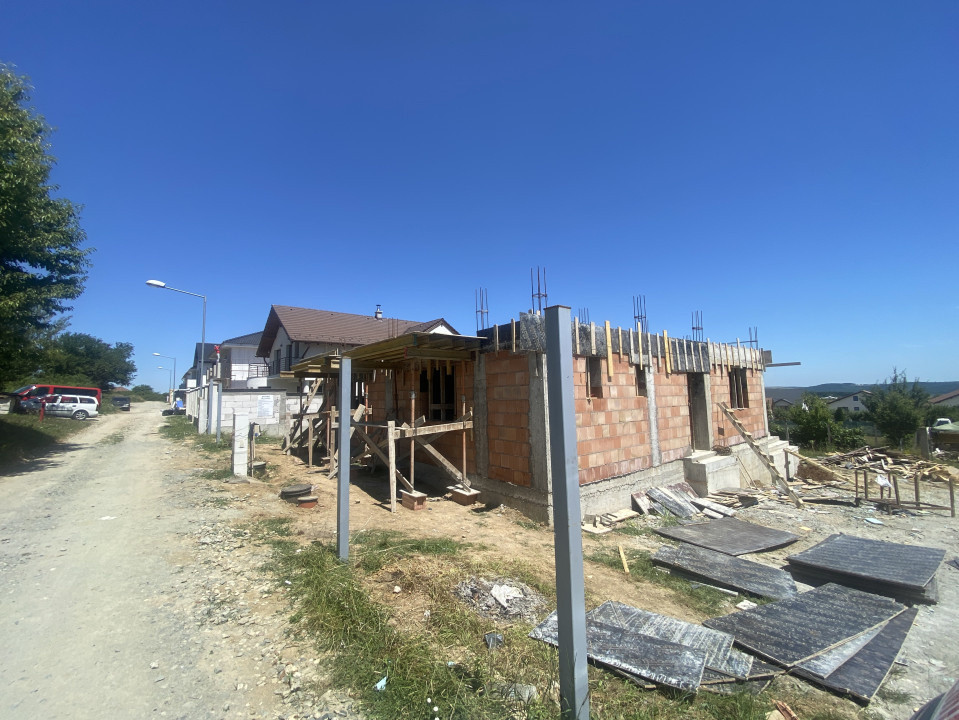 Casa vanzare 4 camere P+1E terasa teren 250mp Sibiu zona Arhitectilor