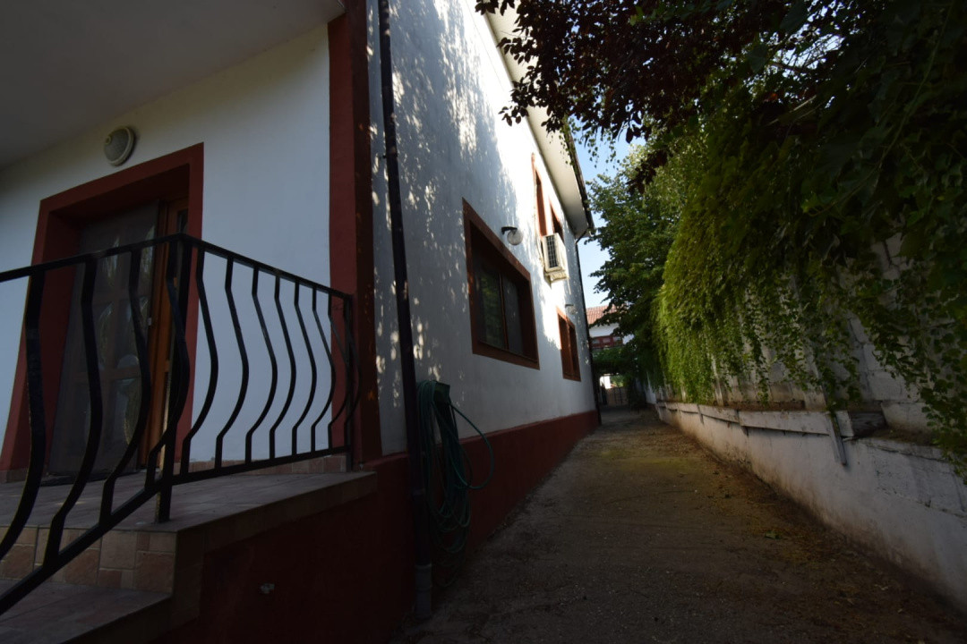 Casa Moderna 4 camere, 212 mp, mobilata, teren 377 mp